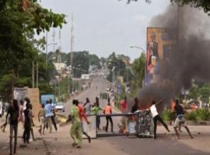 Gösterilerde 27 kişi öldü