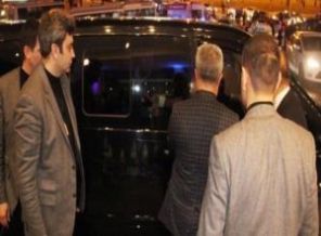 Kılıçdaroğlu araçta kilitli kaldı