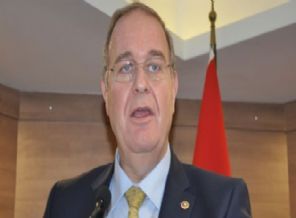 Öztrak: Başbakan AKP'den olmayacak