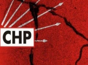 CHP'de istifa