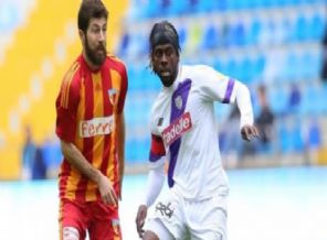 Olay futbolcu gönderildi