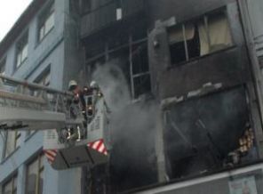 Laleli'de yangın paniği