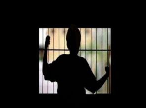 Çocuk mahkumlara görüntülü görüşme