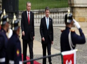 Erdoğan askeri törenle karşılandı