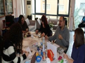 İnönü - Sarıgül kavgası kadın meclisinde