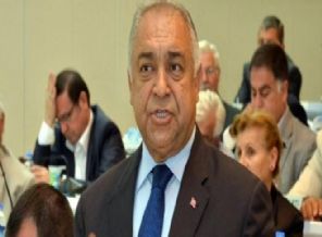 Vekil olmak isterken koltuğundan oldu