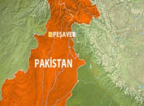 Pakistan'da camiye bombalı saldırı: 19 ölü