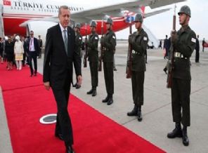 Erdoğan'ın uçağı sürpriz bir şekilde Houston'a indi!