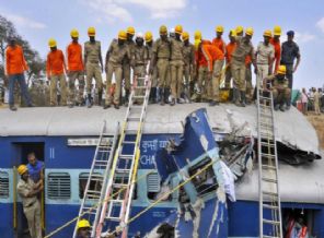Tren kazası: Çok sayıda ölü var!