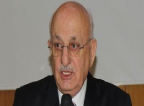 Eski bakandan genç kızlara nasihatlar