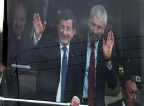 Başbakan Davutoğlu Pakistan’a gidiyor