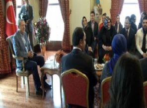 Gurbetçi gençler Erdoğan’ın konuğu oldu