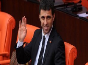 Fuat Avni'nin mesaj kutusu: Bu sefer de Hakan Şükür bombası