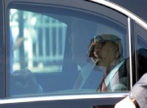 'Erdoğan sağlıklı, asıl hasta Fuat Avni'