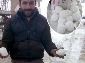 Bursalı girişimci 50 kuruşa kar topu sattı