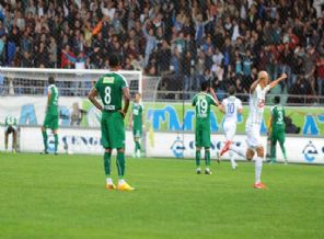 Bursa ile Rize puanları paylaştı