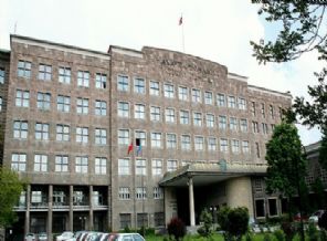 Olay korkusu fakülteyi tatil ettirdi