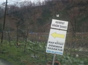 Rize'de yine efsane bir tabela