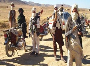 Otobüsteki 30 kişi kaçırıldı