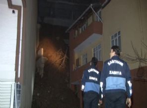 İstanbul'da toprak kayması