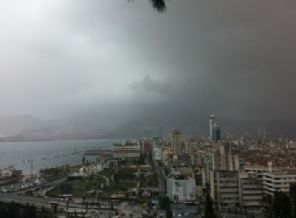 Kıyı Ege için çok kuvvetli yağış uyarısı