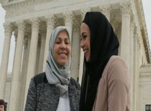 Ünlü tekstil firmasından başörtüsüne ayrımcılık