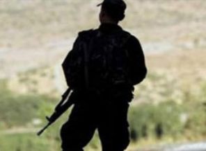 Nöbetteki asker 3 arkadaşını vurdu!