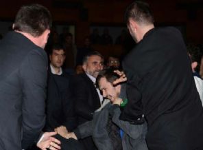 Ahmedinejad'a protesto