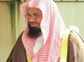 Yeni Suudi kralı, o imamı görevine iade etti!