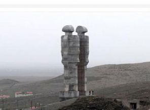 Erdoğan'a 'ucube heykel' davasından ceza