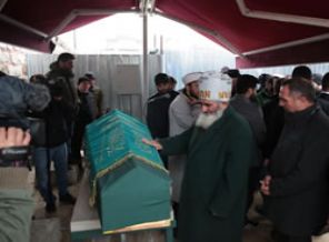 Suikaste uğrayan Çeçen Eyüp'te defnedildi