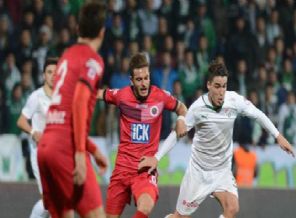 Gergin maçta gülen olmadı