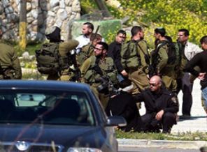 İsrail 3 Filistin polisini gözaltına aldı