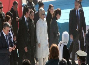 Türkiye'nin en büyük çadır kenti açıldı