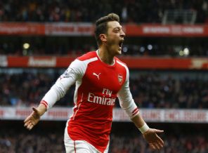 Mesut hocasının gözdesi