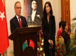 Türkmenistan büyükelçisi merkeze alındı