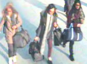 İngiliz kızların aileleri polisi suçladı