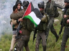 İsrail Askerleri 7 Filistinliyi gözaltına aldı