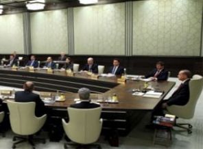 Bakanlar Kurulu Saray'da toplanıyor