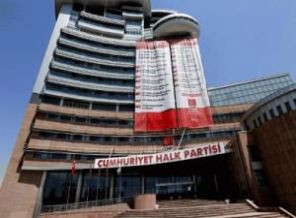 CHP İş Bankası'nın neresinde?