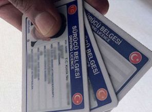 Ehliyetlerde işlem ücreti için yeni karar