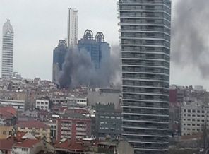 İstanbul'da korkutan yangın