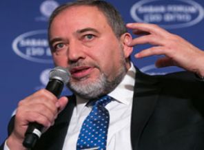 Lieberman konuştu: Arapların başını baltayla kesmeliyiz