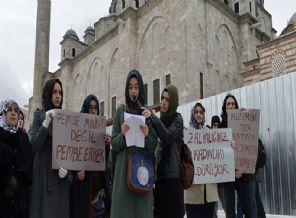 Muhafazakar kesimin bu konudaki sessizliğinden şikayetçiler