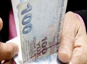 Türkiye'de yoksul nüfus azaldı