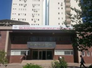 Beyin cerrahı hastanede bıçaklandı