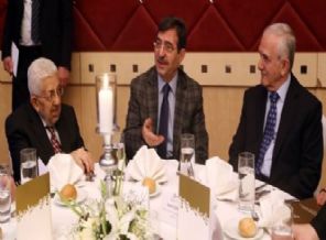 Güllüce, eski bakanlara yemek verdi