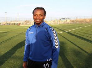 'Müslüman olmayı düşünüyorum'