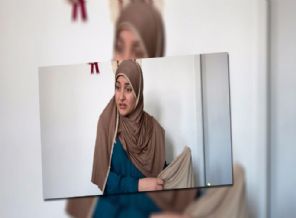 Davasına bakılmayan başörtülü kadından dünyaya ders!