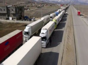 Gürbulak'ta 25 kilometrelik TIR kuyruğu
